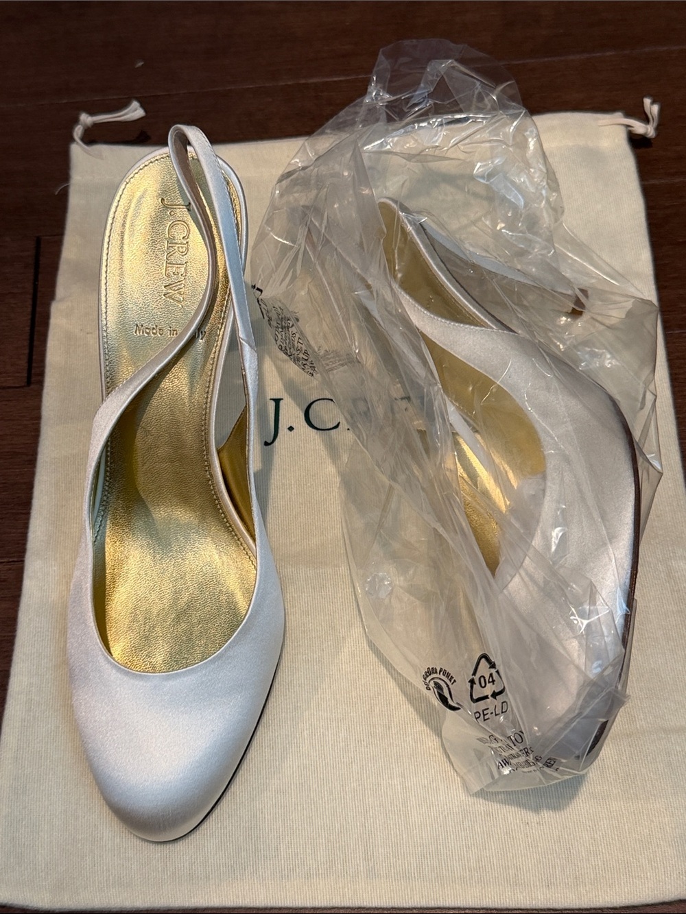 NEW Women’s J.Crew Cate Satin High Heel Slingbacks in Ivory, Size 9